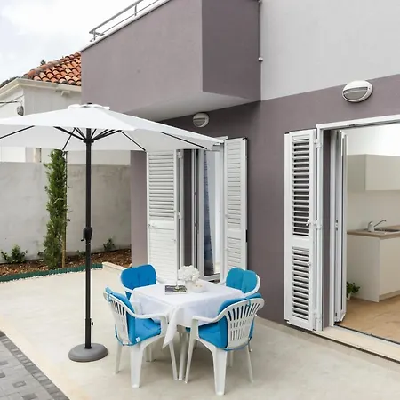 Appartement Karmen *
